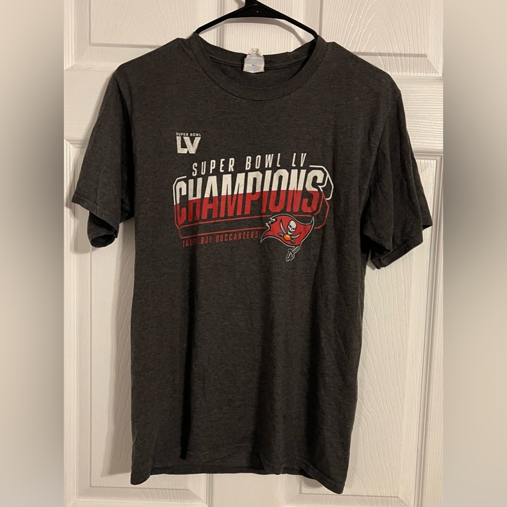 Port & Company Short Sleeve Men’s Super Bowl Lv Champion Tampa Bay Buccaneers S
